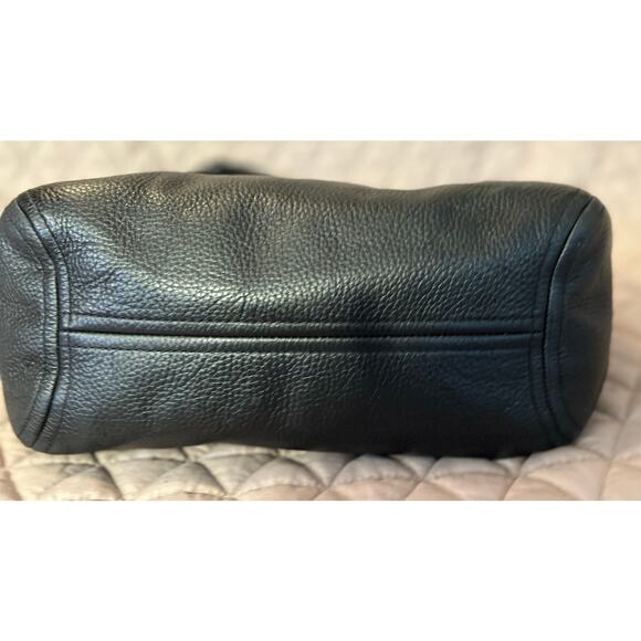 Stylish black, Michael Kors shoulder bag
Excellent condition - Picture 6 of 12